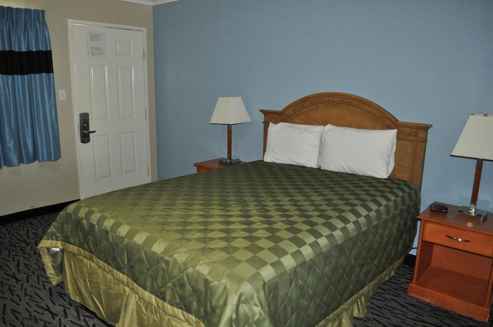 Knights Inn Santa Cruz Zewnętrze zdjęcie
